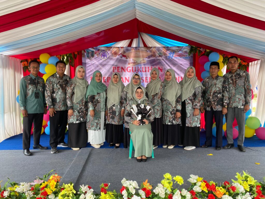 Pengukuhan Siswa Kelas IX SMPN 3 Murung Pudak Tahun 2025