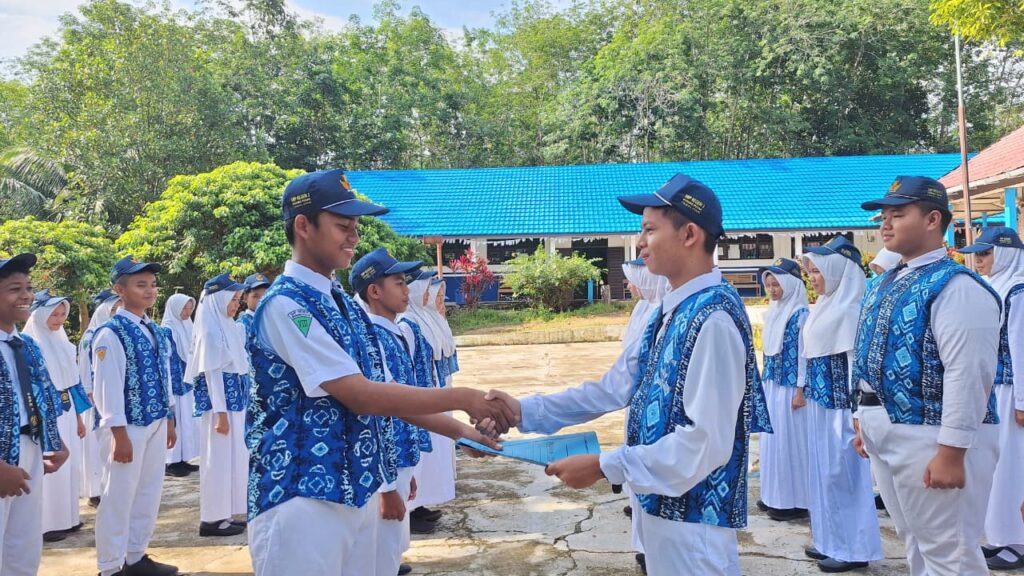 Pelantikan OSIS SMPN 3 Murung Pudak Tahun 2025